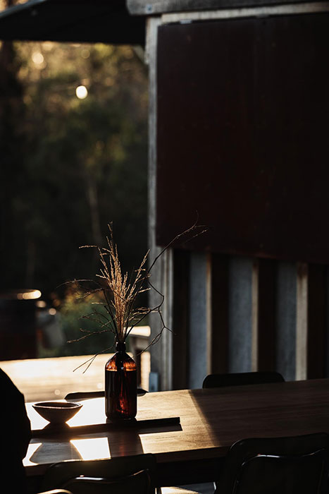 Bay of Fires Bush Retreat - Kitchen and Bar Pavilion